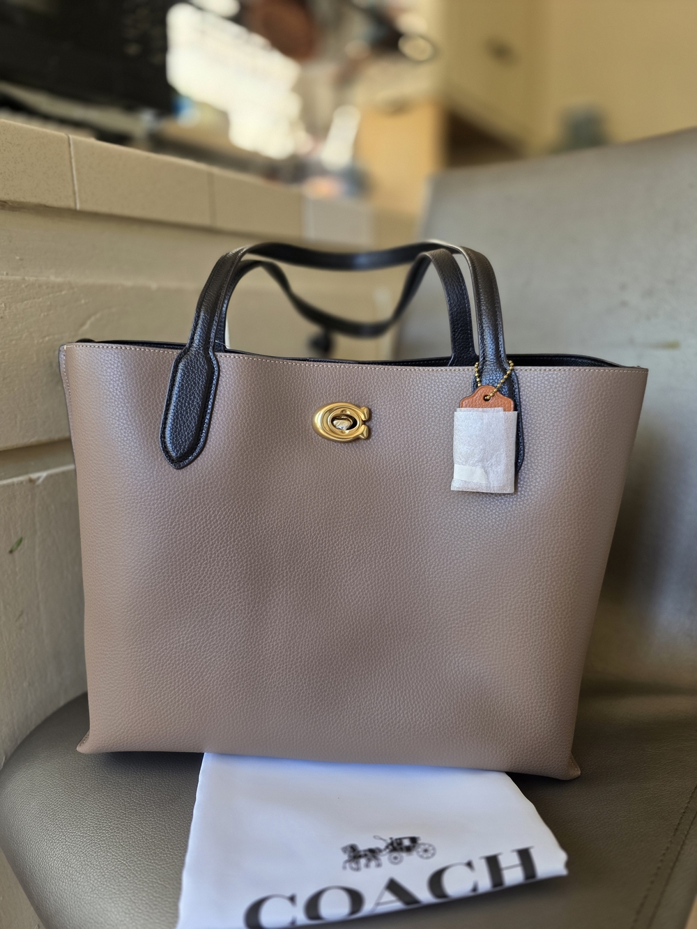 Coach Tote Bag - Picture 9 of 12